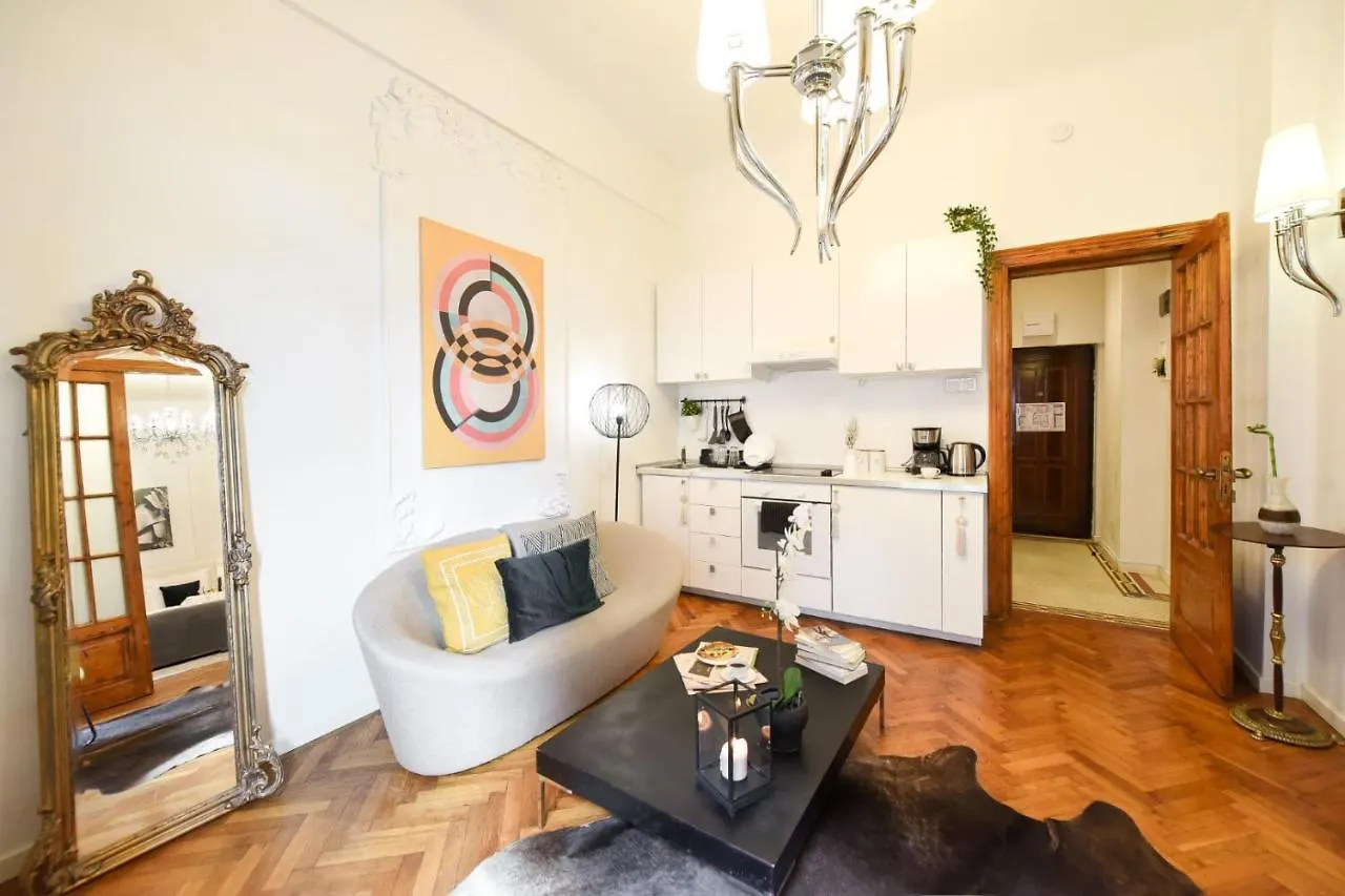 Vintage Elegance, Modern Comfort: 1BR Apartment Overlooking Calea Victoriei Bucharest 0*,  Romania